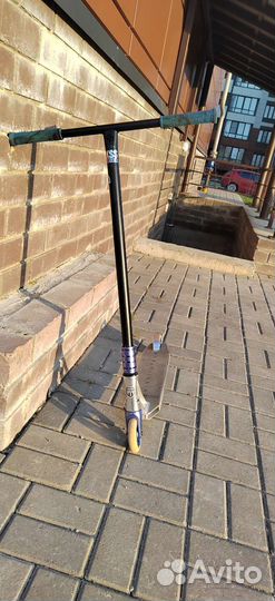 Трюковой самокат