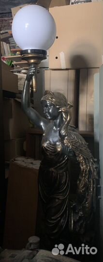 Уличный декоративный фонарь