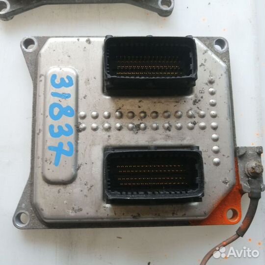 Блок управления двигателем simtec 75.5 Opel Astra