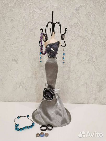 Статуэтка для украшений