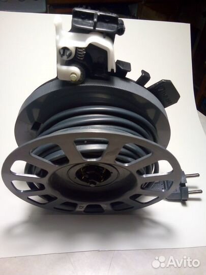 Пылесос Bosch BWD41720 на запчасти