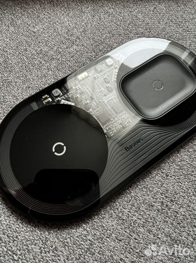 Беспроводная зарядка новая