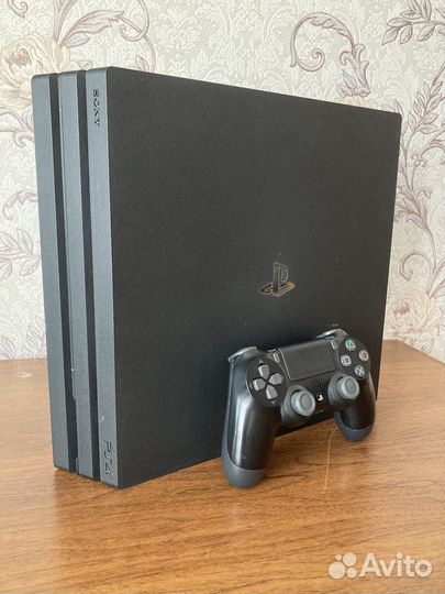 Sony playstation 4 PS4 pro 1tb