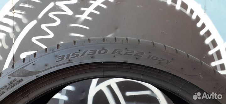Pirelli P Zero PZ4 315/30 R22