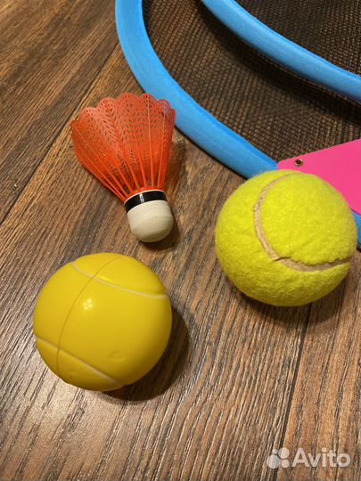 Ракетки для бадминтона