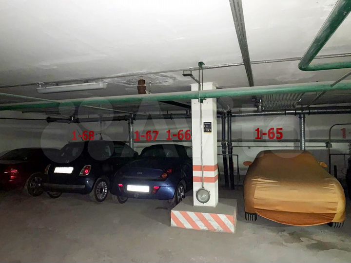 Машиноместо, 12 м²