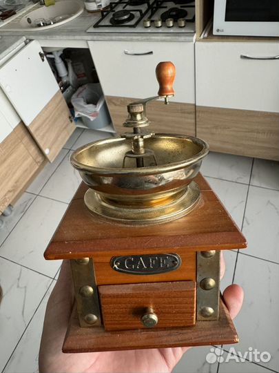 Кофемолка ручная