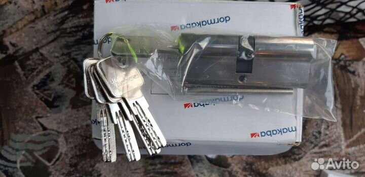 Личинка для замка 80 мм