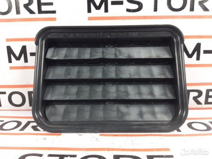 Решетка вентиляционная Mercedes-Benz S-Class W221