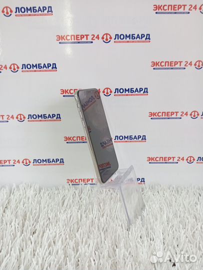 iPhone X, 64 ГБ