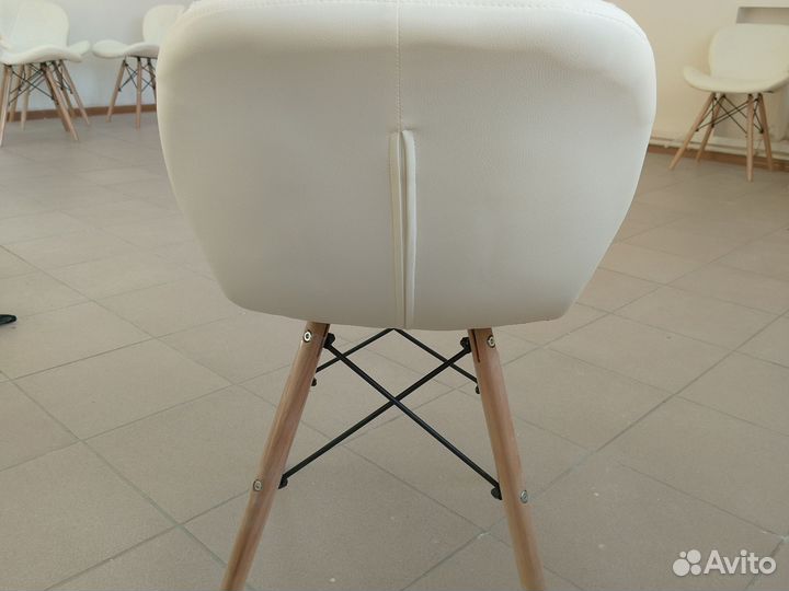 Стул eames butterfly