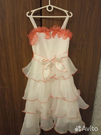 Нарядное платье для девочки