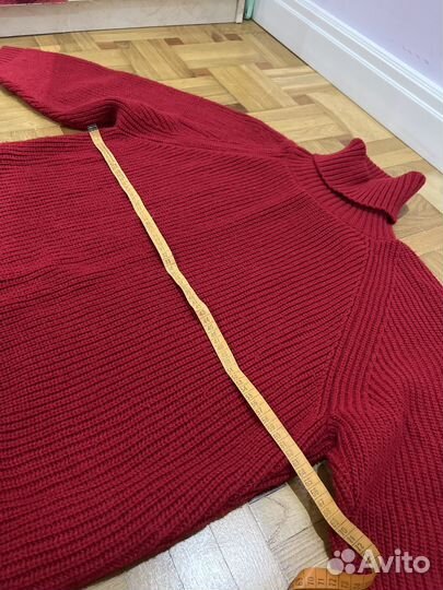 Свитер женский