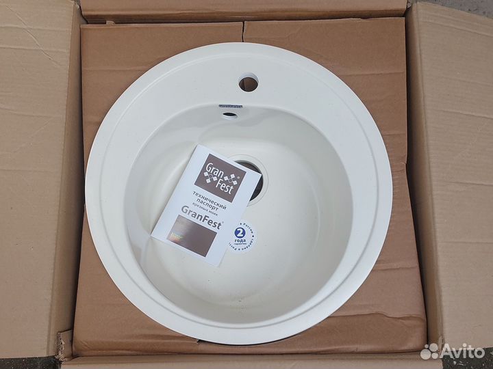 Раковина мойка для кухни белая