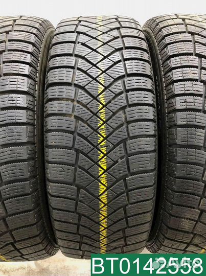 Pirelli Ice Zero FR 215/65 R16 102T