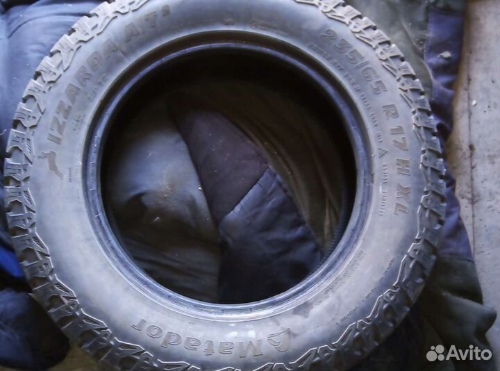 Matador MP 72 Izzarda A/T 2 235/65 R17