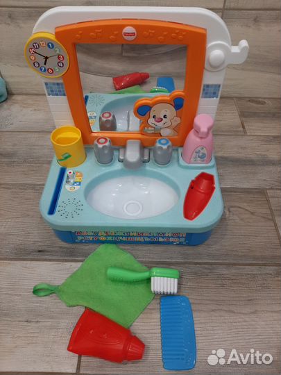 Музыкальные игрушки Fisher price