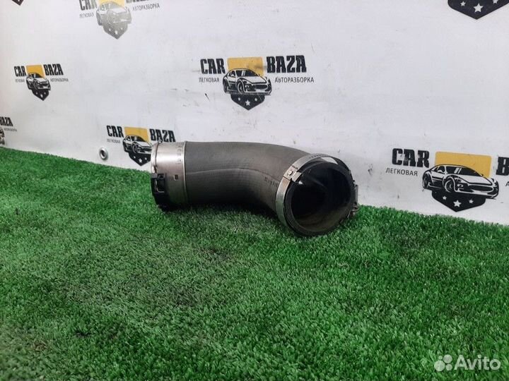 Патрубок интеркулера