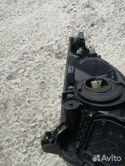 Фара левая Toyota Prius NHW20 1NZ