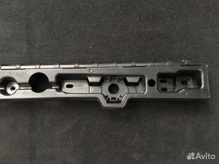 Кронштейн крепления порога левый Bmw 7 G11 G12