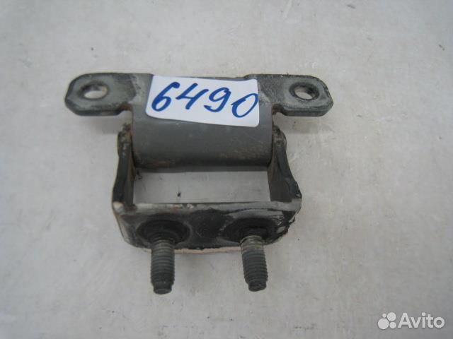 Петля крышки багажника Nissan Patrol Y62