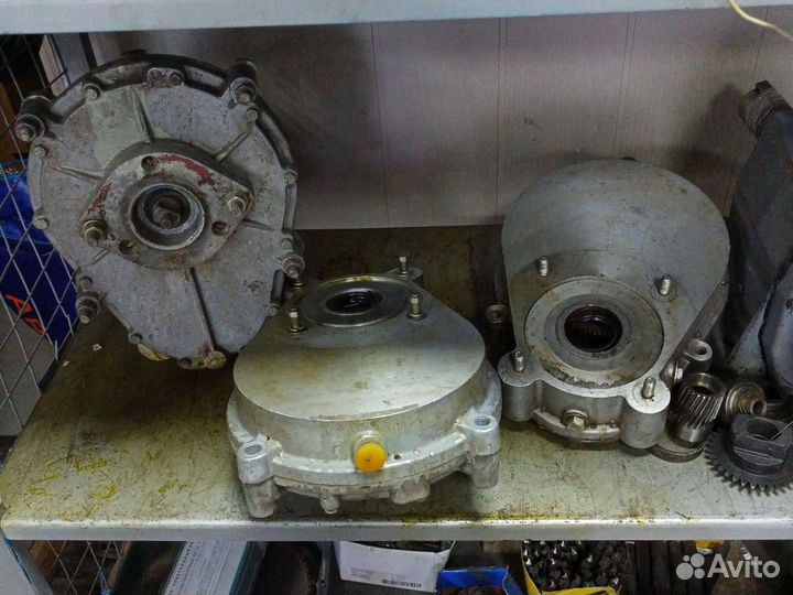 Редуктор мясорубки мим-300 с Эл. двигателем