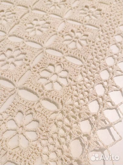 Дорожка на комод ручной работы