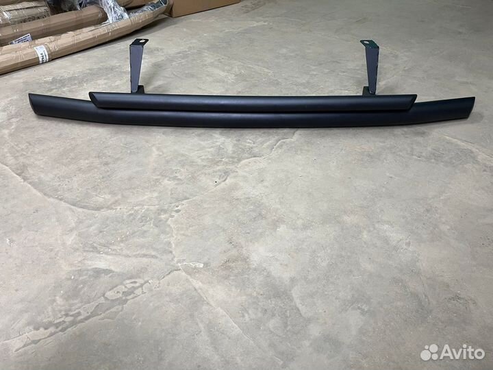 Двойная защита переднего бампера Нива Урбан чёрная