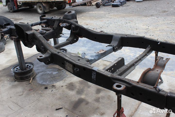 Рама передняя часть Cadillac Escalade GMT900