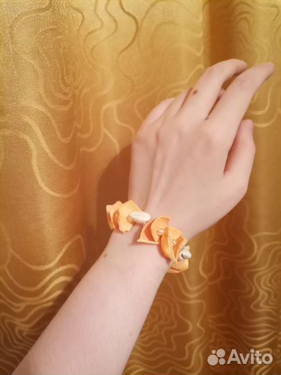 Браслеты с ракушками цветные