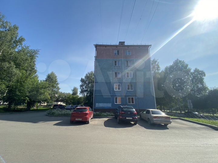 3-к. квартира, 46,5 м², 1/5 эт.