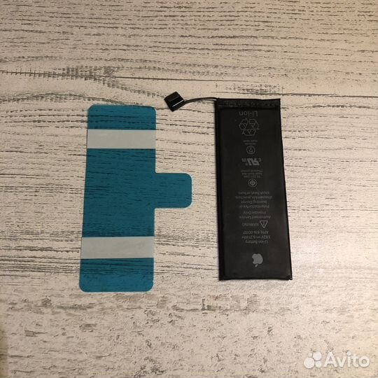Аккумуляторы от iPhone X и SE 2016