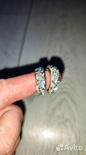 Сережки бижутерия