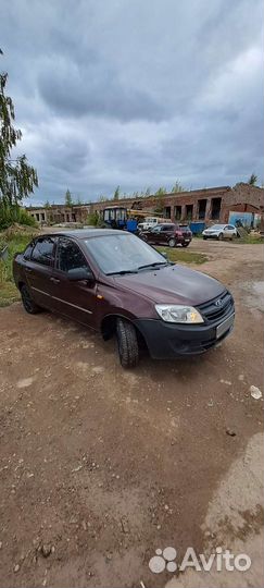 LADA Granta 1.6 МТ, 2012, битый, 82 500 км