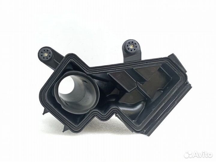 Корпус воздушного фильтра правый Bmw 7-Series E65