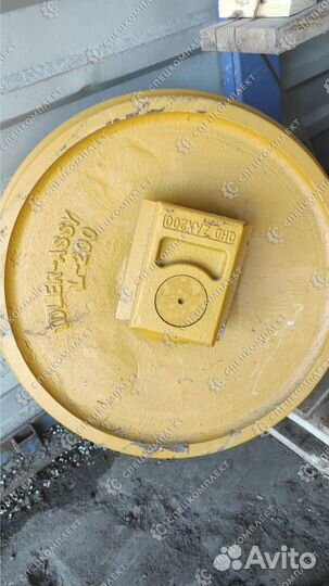 Колесо направляющее Volvo EC210