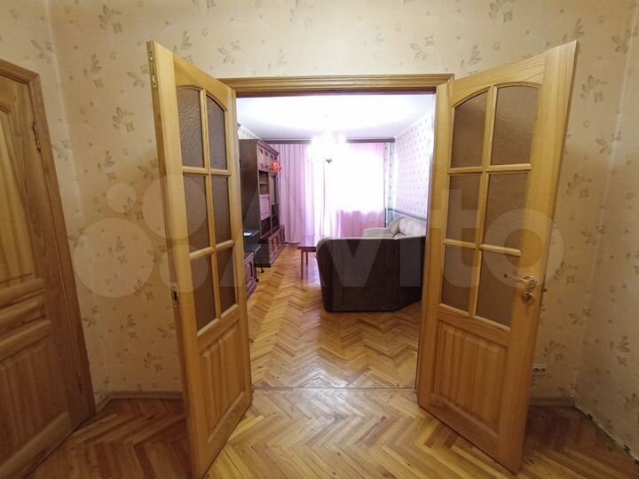 2-к. квартира, 63 м², 9/14 эт.