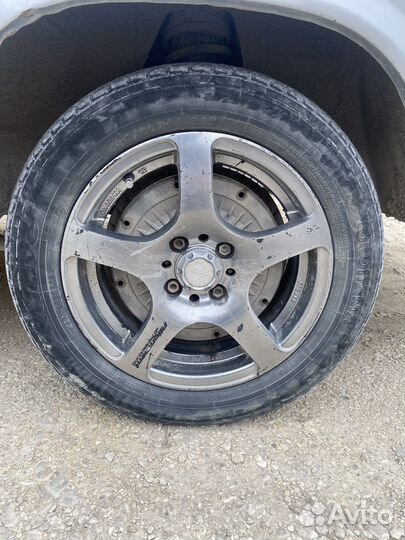 Yokohama 104ZR 4.00/13.5 R14 28C