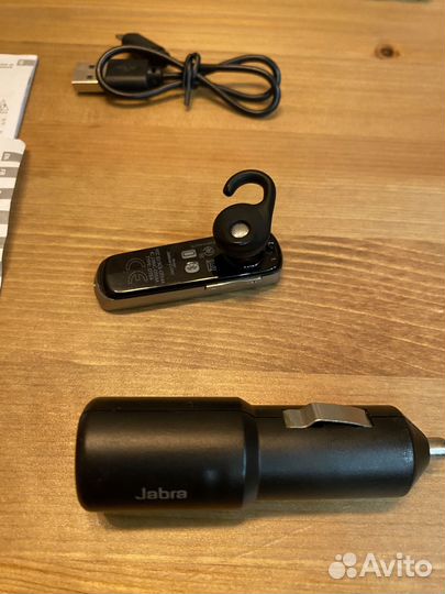 Bluetooth гарнитура jabra clear