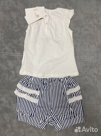 Комплект mayoral новый на девочку