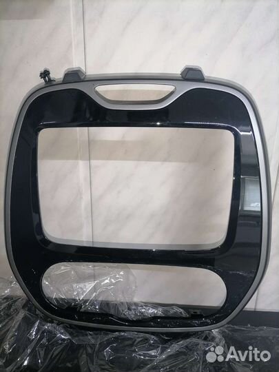 Рамка для 2 din магнитолы Renault