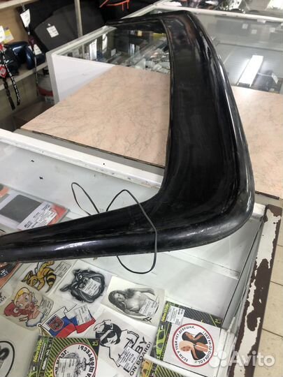 Спойлер 01-06 крышки багажника со стоп-сигналом