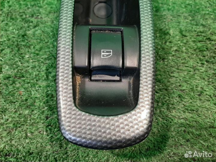 Кнопка стеклоподъемника Renault Koleos (HY0) 2014