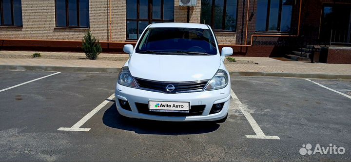 Nissan Tiida 1.6 AT, 2011, 140 390 км