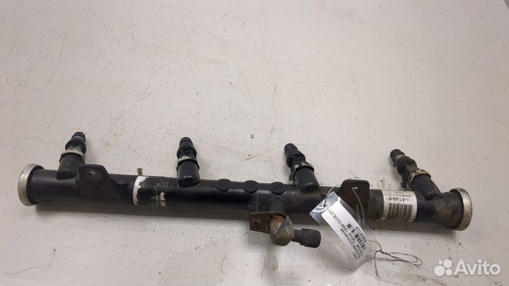 Форсунка топливная Chevrolet Tahoe, 2004