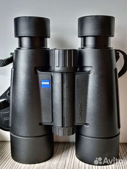 Бинокль Carl Zeiss Conquest 8x40 T*