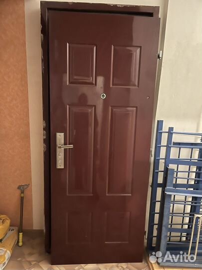 Дверь входная бу