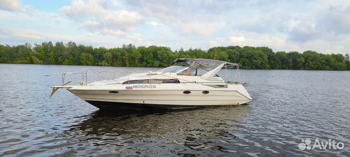 Bayliner 3555