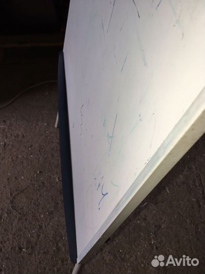 Флипчарт магнитно-маркерный на треноге