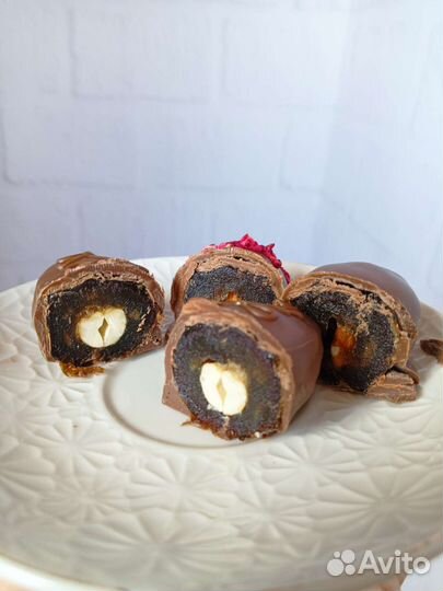 Королевские финики в шоколаде